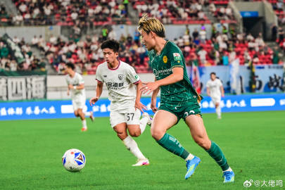 冯轶梵角球头槌刘宇杰单刀，贵州贵阳竞技主场2-0完胜广州蒲公英